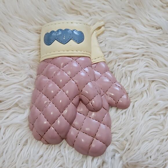 Burwood Products Vintage Oven Gloves - Picture 1 of 7